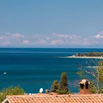 Bella Vista